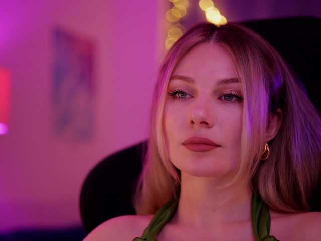 DianaMurr's BongaCams show and profile