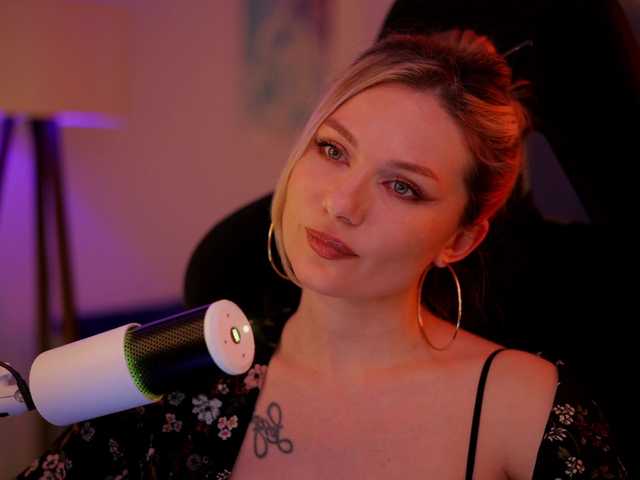 DianaMurr's BongaCams show and profile