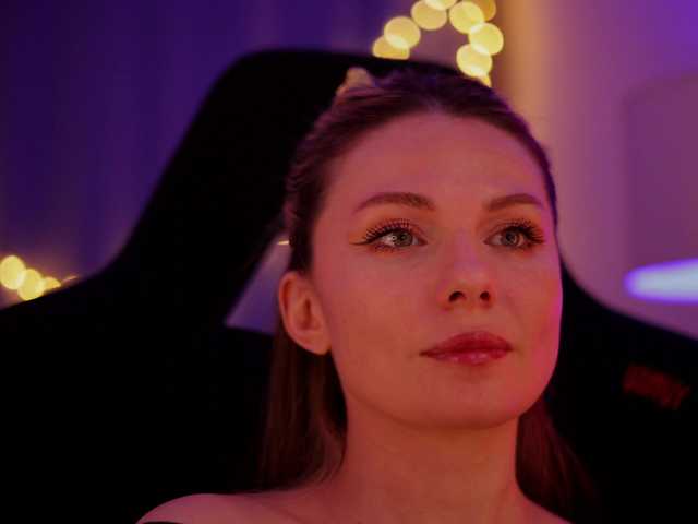 DianaMurr's BongaCams show and profile