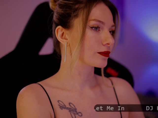 DianaMurr's BongaCams show and profile