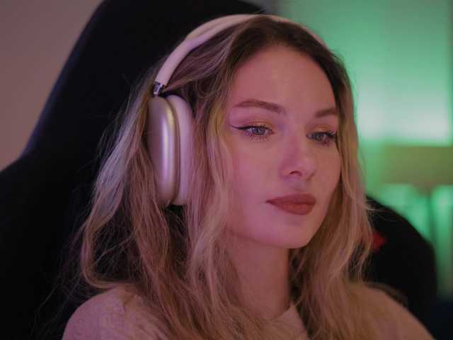 DianaMurr's BongaCams show and profile