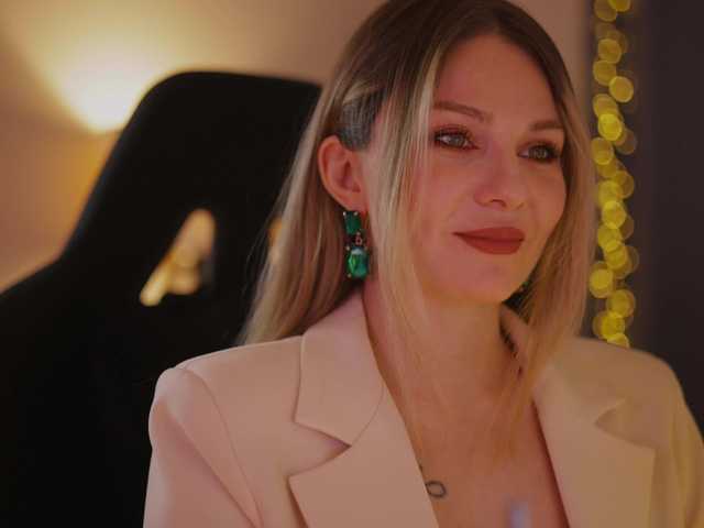 DianaMurr's BongaCams show and profile