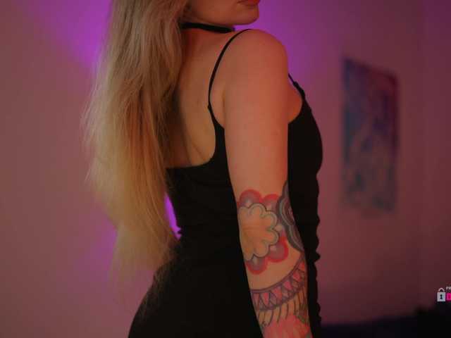 DianaMurr's BongaCams show and profile