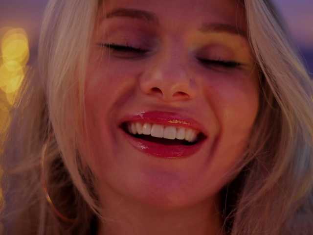 DianaMurr's BongaCams show and profile