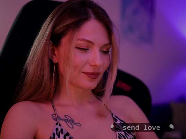 DianaMurr's BongaCams show and profile