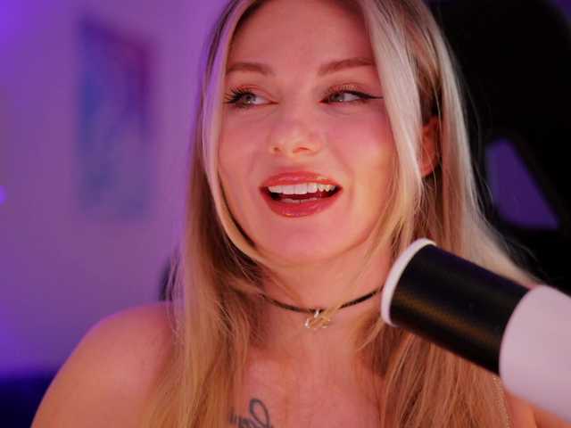 DianaMurr's BongaCams show and profile