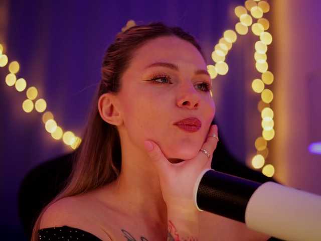 DianaMurr's BongaCams show and profile