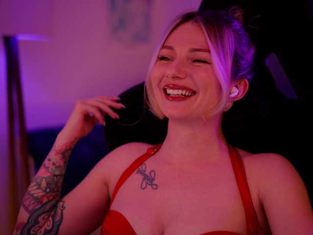 DianaMurr's BongaCams show and profile