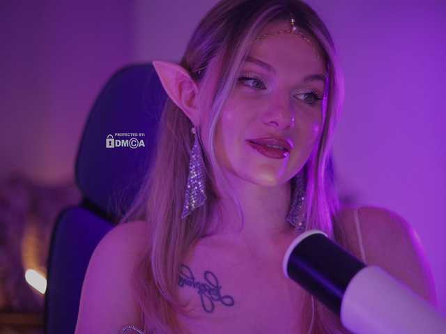 Join DianaMurr, she wants to masturbate for you DianaMurr from BongaCams