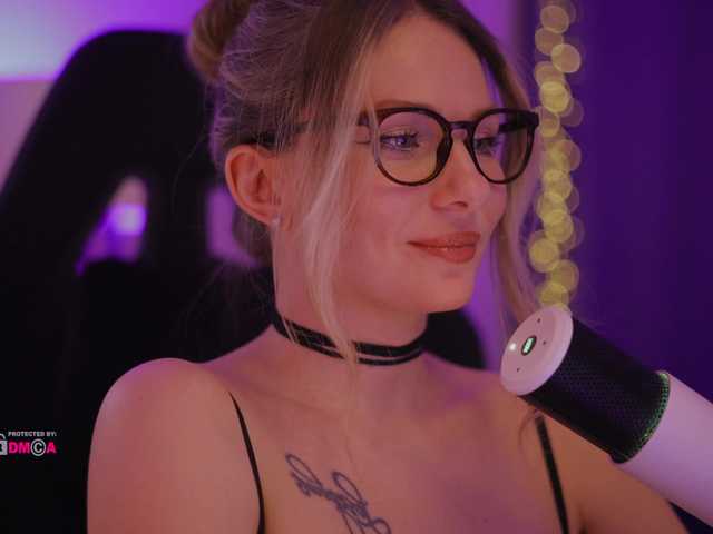 DianaMurr's BongaCams show and profile