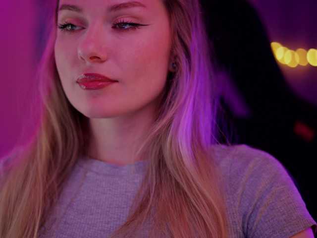 DianaMurr's BongaCams show and profile