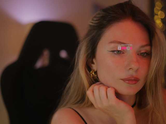 DianaMurr's BongaCams show and profile