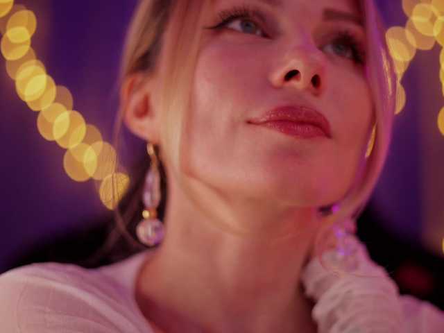 DianaMurr's BongaCams show and profile