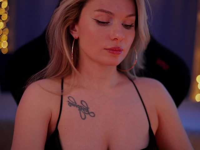 DianaMurr's BongaCams show and profile