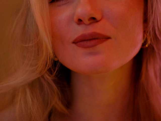 DianaMurr's BongaCams show and profile