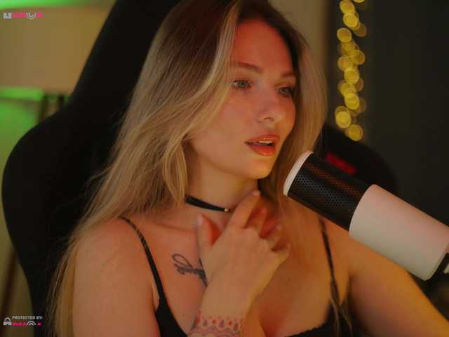 DianaMurr's BongaCams show and profile