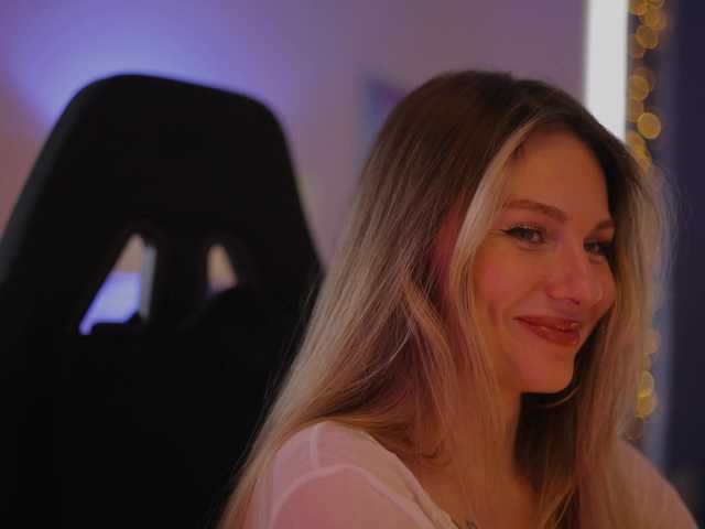 DianaMurr's BongaCams show and profile