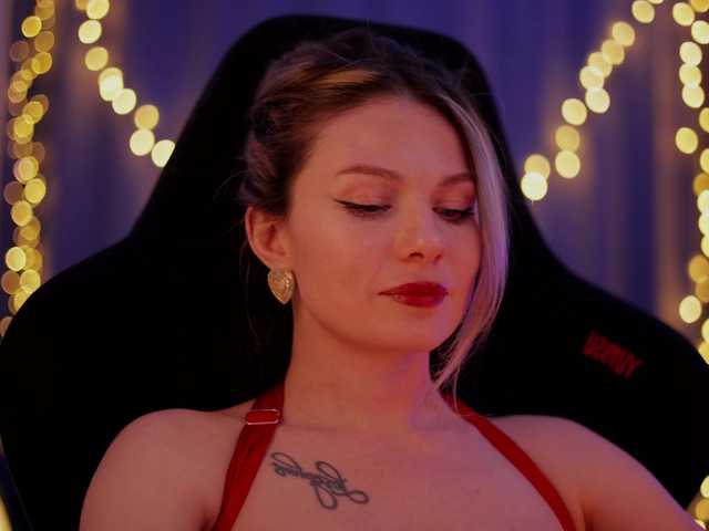 DianaMurr's BongaCams show and profile