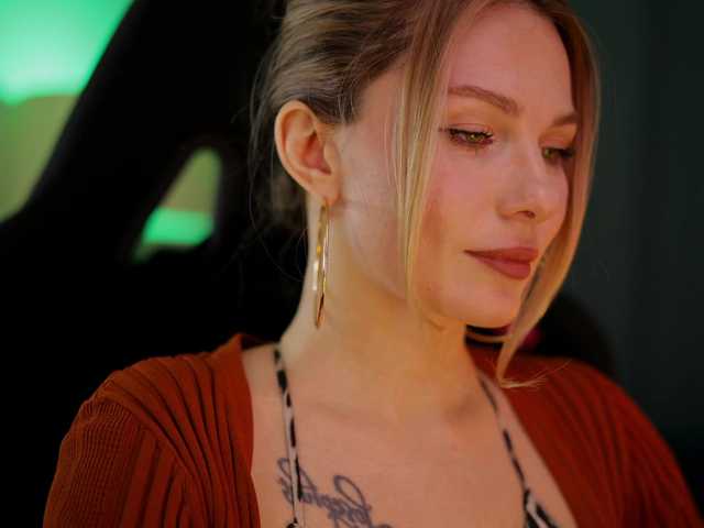 DianaMurr's BongaCams show and profile