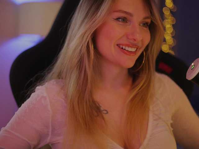 DianaMurr's BongaCams show and profile