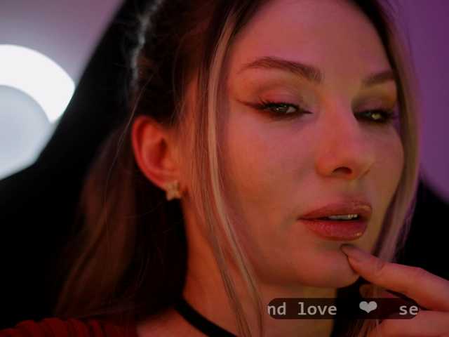 DianaMurr's BongaCams show and profile