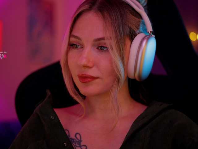 DianaMurr's BongaCams show and profile