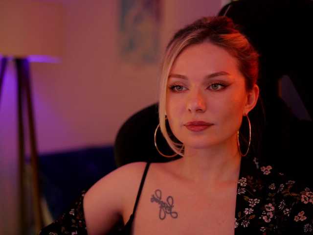 DianaMurr's BongaCams show and profile
