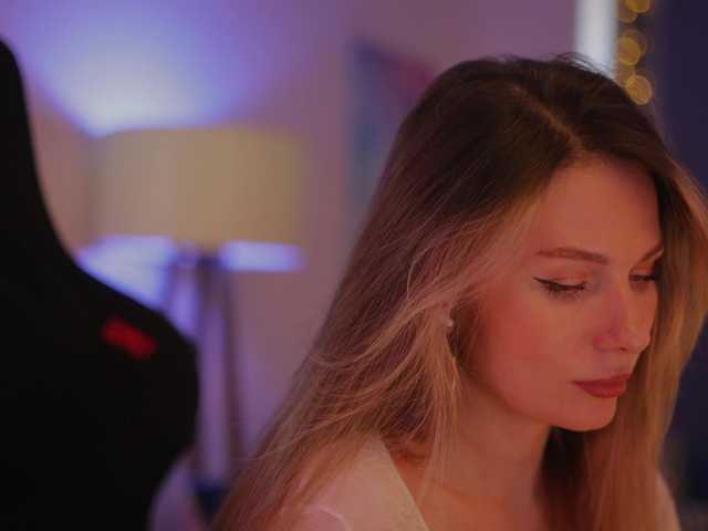 DianaMurr's BongaCams show and profile