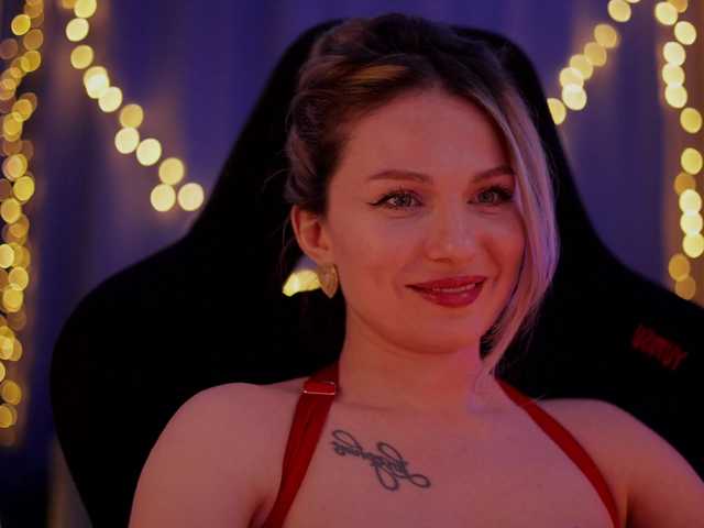 DianaMurr's BongaCams show and profile