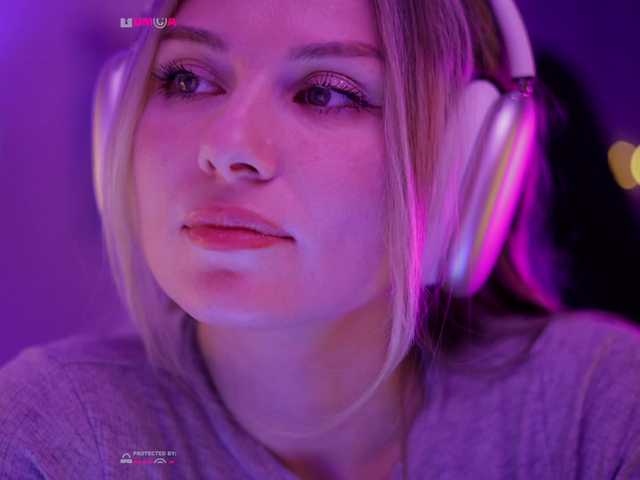 DianaMurr's BongaCams show and profile