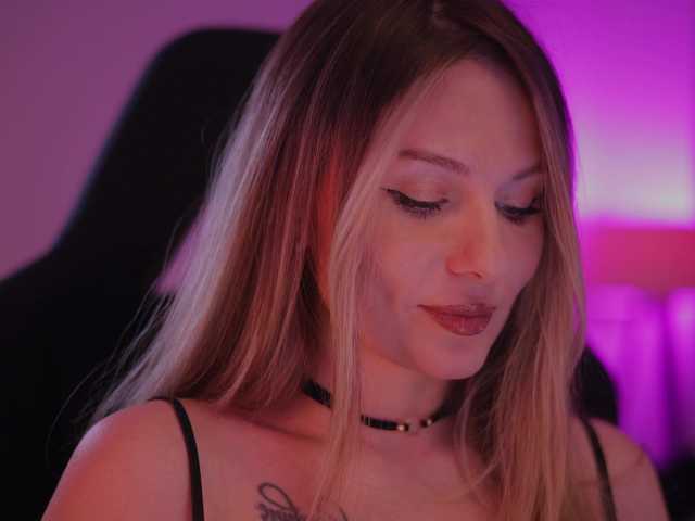 DianaMurr's BongaCams show and profile