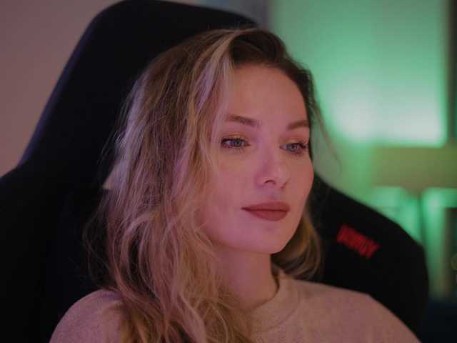 DianaMurr's BongaCams show and profile