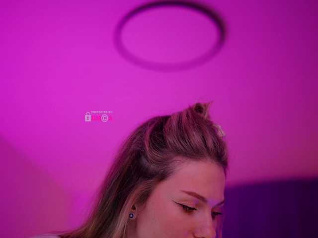 DianaMurr's BongaCams show and profile