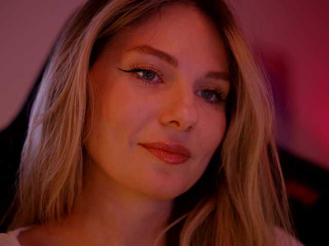 DianaMurr's BongaCams show and profile