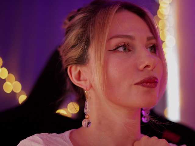 DianaMurr's BongaCams show and profile