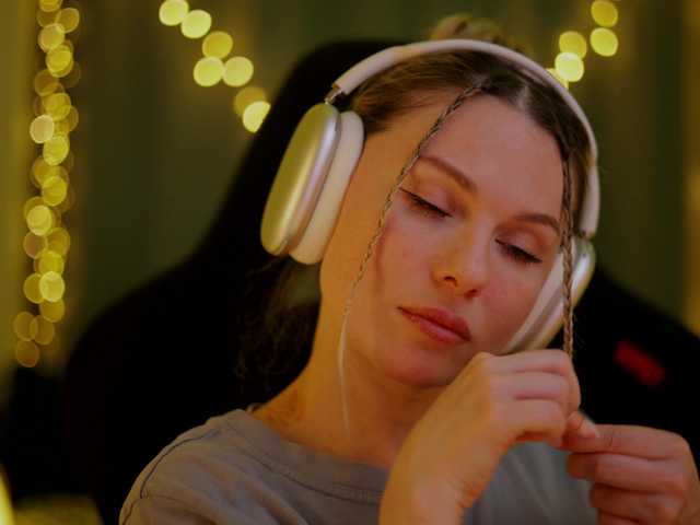 DianaMurr's BongaCams show and profile