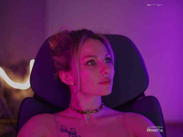 D_i_aM webcam