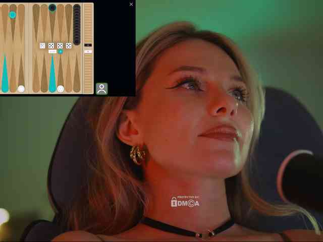 D_i_aM webcam
