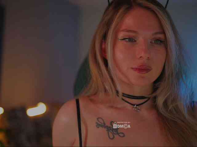D_i_aM webcam