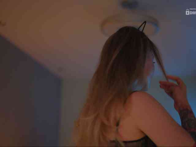 D_i_aM webcam