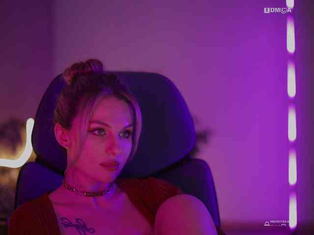 D_i_aM webcam