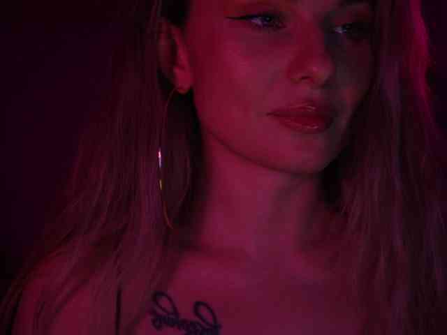 D_i_aM webcam