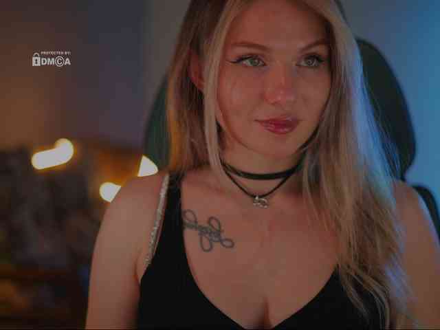 D_i_aM webcam