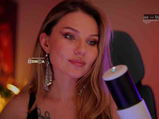 D_i_aM webcam