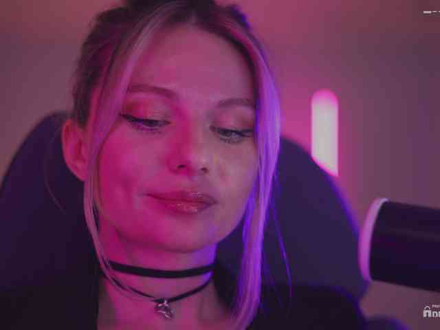 D_i_aM webcam