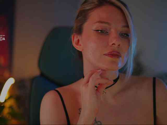 D_i_aM webcam