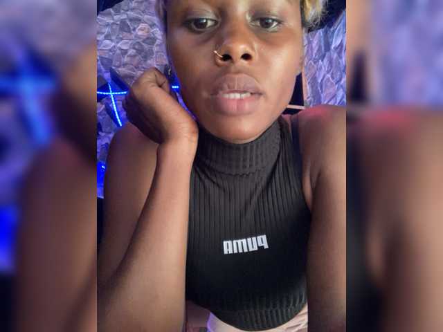 CuteEbonyX