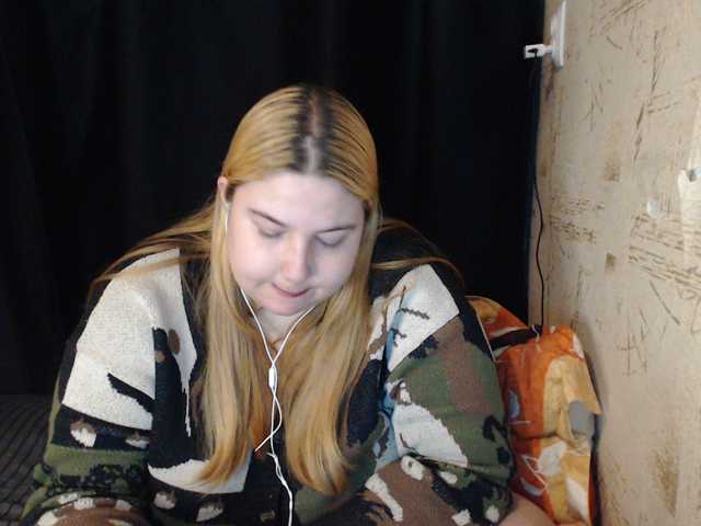 Boolochkaa's BongaCams show and profile