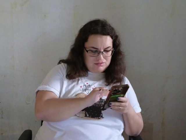 Vlada-13's BongaCams show and profile