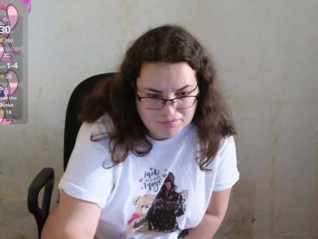 Vlada-13's BongaCams show and profile